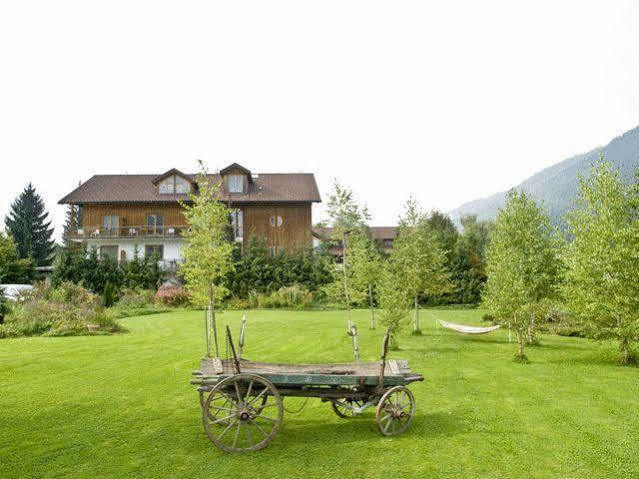 Hotel Haus Am See Вайсензее Экстерьер фото